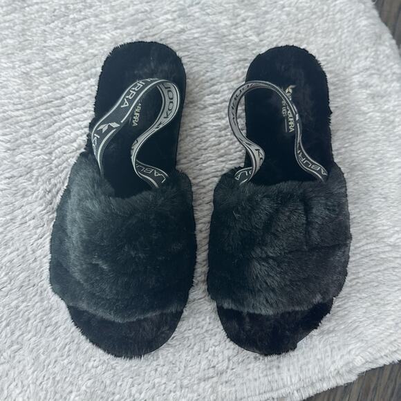 Koolaburra by UGG Fuzz'n II Black Cozy Slingback Ankle Strap Fleece Slippers 7 - Picture 12 of 12